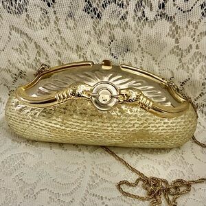Vintage, Gold Reptile Snake Metal Purse-Crossbody 9in x 4in x 2in
